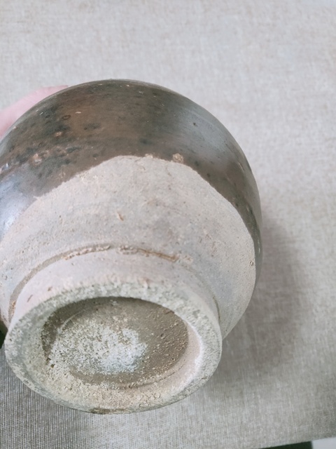 古玩陶瓷褐釉罐拍賣，當前價格5000元