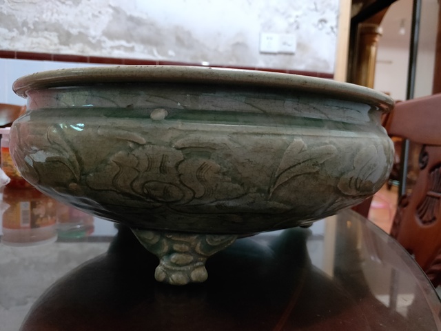 古玩陶瓷龍泉三足鼎爐拍賣，當前價格13800元