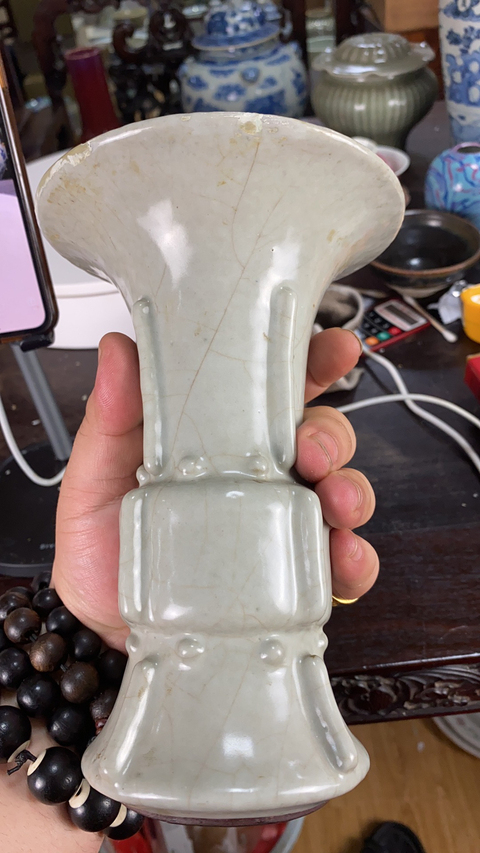 古玩陶瓷雍正 ?仿官釉出戟花觚拍賣，當前價格10800元