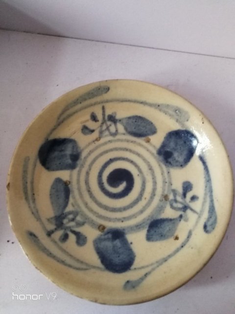 古玩陶瓷青花盤拍賣，當(dāng)前價(jià)格9800元