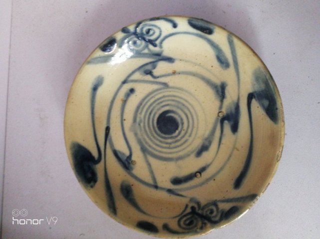 古玩陶瓷青花盤拍賣，當(dāng)前價(jià)格9800元