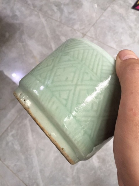 古玩陶瓷豆青釉暗刻爐拍賣，當前價格13200元