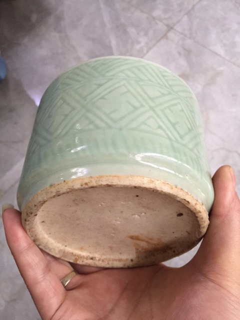 古玩陶瓷豆青釉暗刻爐拍賣，當前價格13200元