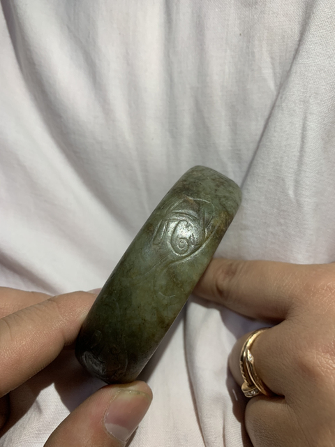 古玩玉器翡翠手鐲拍賣，當前價格13300元