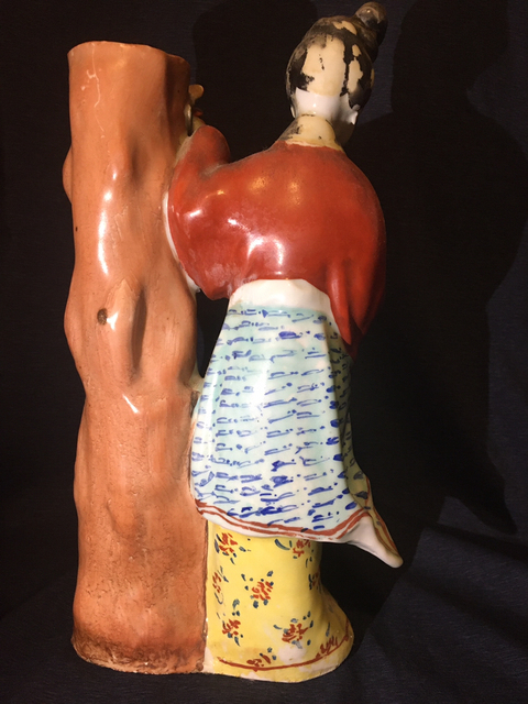 古玩陶瓷仕女塑像拍賣，當前價格9200元