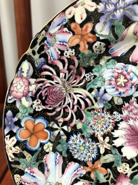 古玩陶瓷清光緒 二級官窯百花不落地賞盤拍賣,當(dāng)前價格3500元