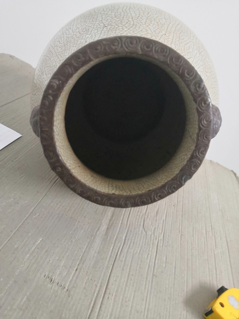 古玩陶瓷哥釉瓶拍賣，當(dāng)前價(jià)格8600元