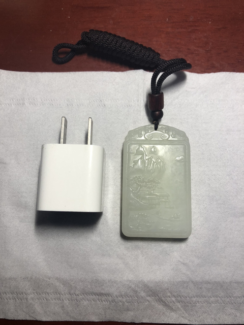 古玩玉器山水牌子拍賣，當(dāng)前價(jià)格7500元