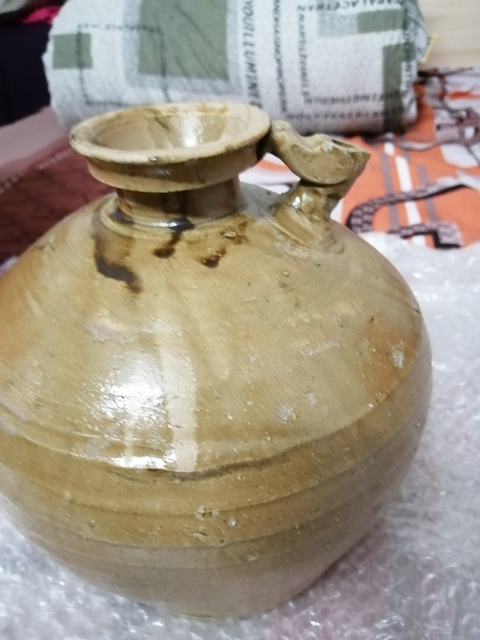 古玩陶瓷黃釉盤口壺拍賣，當前價格5600元