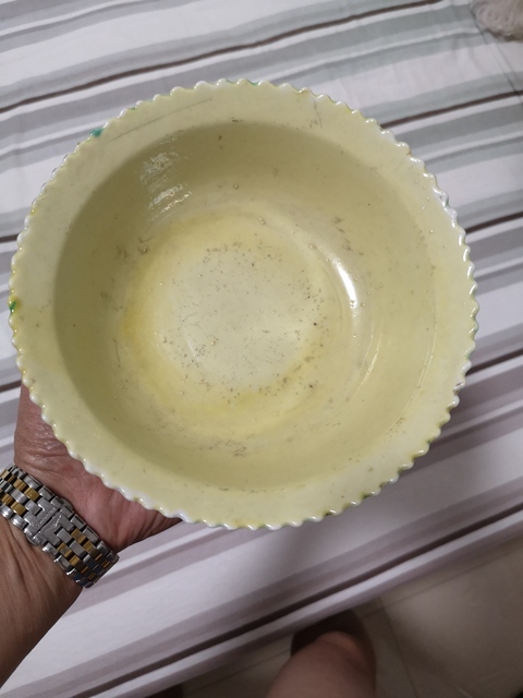 古玩陶瓷民國松石綠地粉彩四季花卉紋花口折沿碗拍賣，當前價格5500元