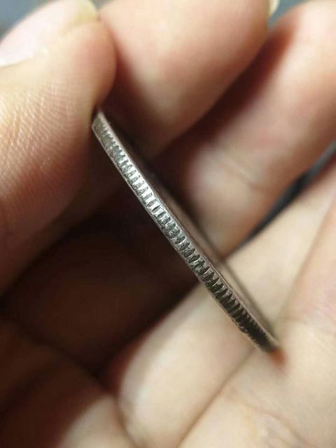 古玩錢幣唐軍長(zhǎng)半圓銀幣拍賣，當(dāng)前價(jià)格3200元