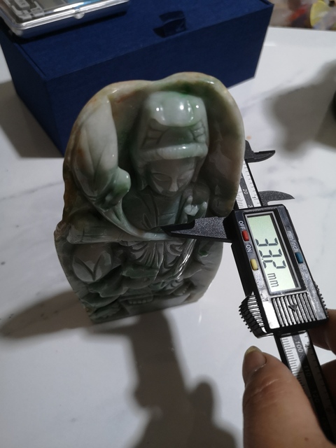 古玩玉器翡翠觀音拍賣，當前價格16000元