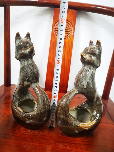 古玩陶瓷解放初 窯變釉狐貍瓷塑一對拍賣，當前價格220元