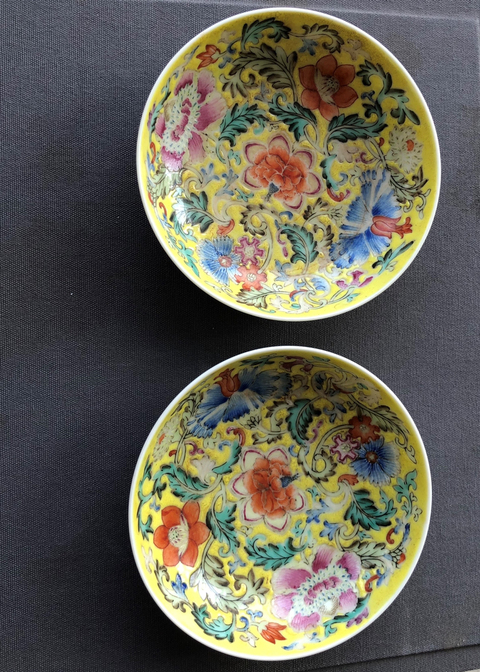 古玩陶瓷清光緒黃地洋彩花卉紋碟拍賣，當前價格14600元