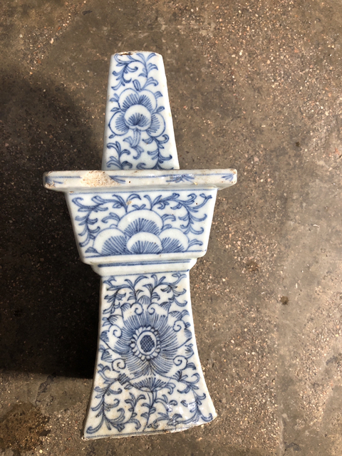 古玩陶瓷青花燈臺拍賣，當前價格9980元