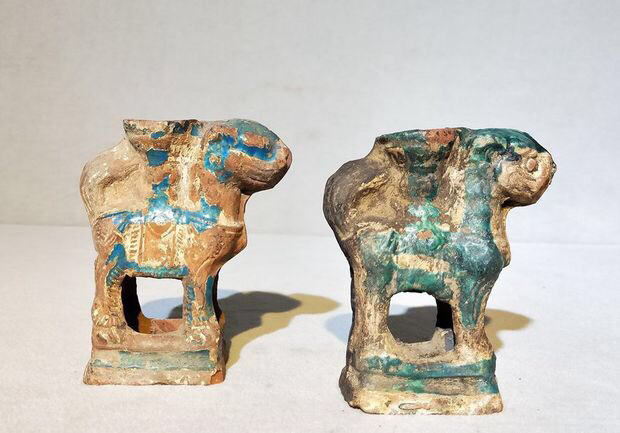 古玩陶瓷法華燭臺拍賣，當前價格8950元