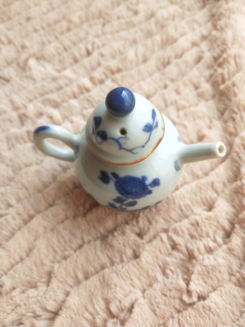 古玩陶瓷青花花卉紋執壺拍賣,當前價格2000元