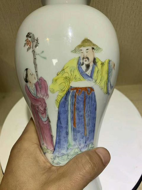 古玩陶瓷粉彩陶淵明愛菊紋觀音尊拍賣，當(dāng)前價(jià)格14500元