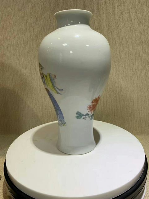 古玩陶瓷粉彩陶淵明愛菊紋觀音尊拍賣，當(dāng)前價(jià)格14500元