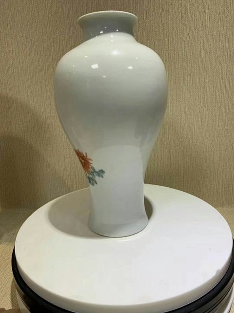 古玩陶瓷粉彩陶淵明愛菊紋觀音尊拍賣，當(dāng)前價(jià)格14500元