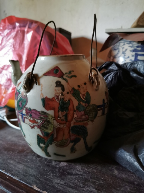 古玩陶瓷民國粉彩麒麟送子茶壺拍賣，當前價格13800元