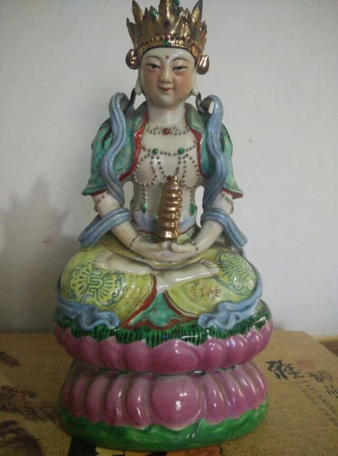 古玩陶瓷粉彩塑像拍賣，當前價格8800元