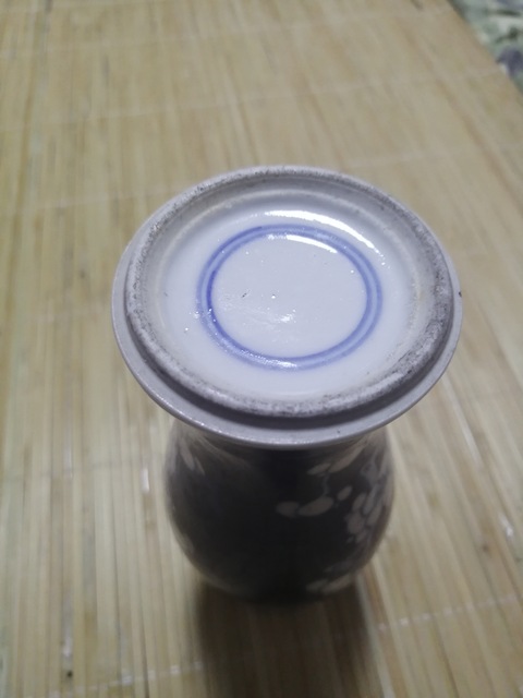 古玩陶瓷冰梅觀音瓶拍賣，當前價格2000元