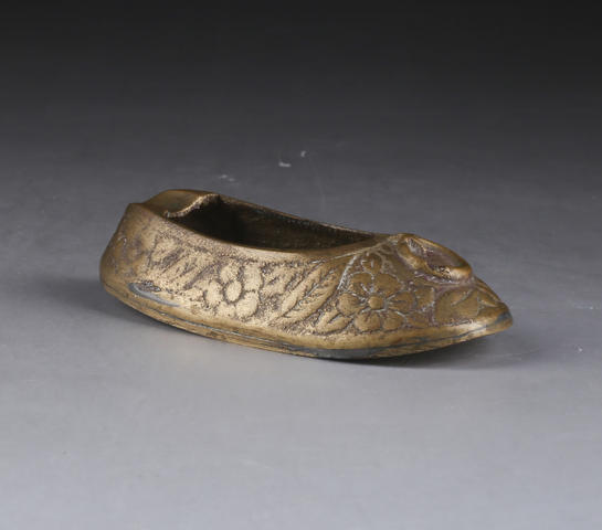 古玩雜項銅鞋拍賣，當(dāng)前價格14000元