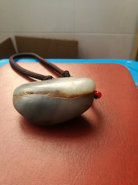 古玩玉器籽料原石拍賣，當前價格2888元