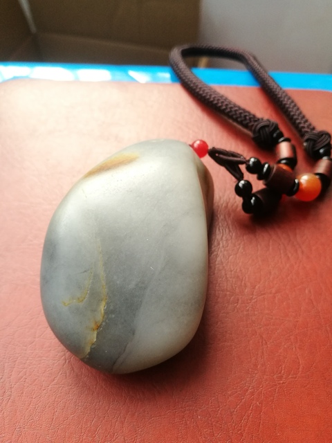 古玩玉器籽料原石拍賣，當前價格2888元