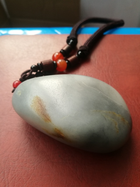 古玩玉器籽料原石拍賣，當前價格2888元