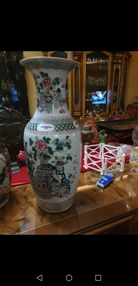 古玩陶瓷粉彩花卉博古紋瓶拍賣，當前價格12800元