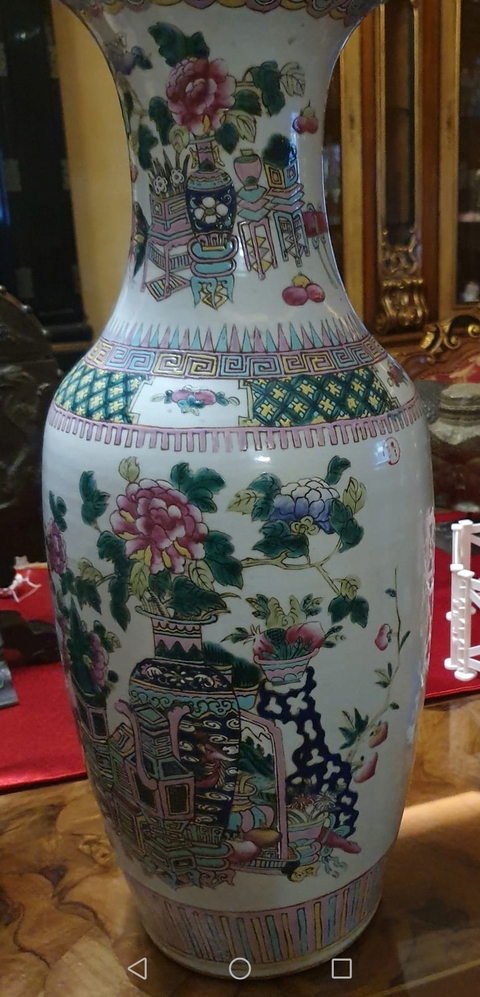 古玩陶瓷粉彩花卉博古紋瓶拍賣，當前價格12800元