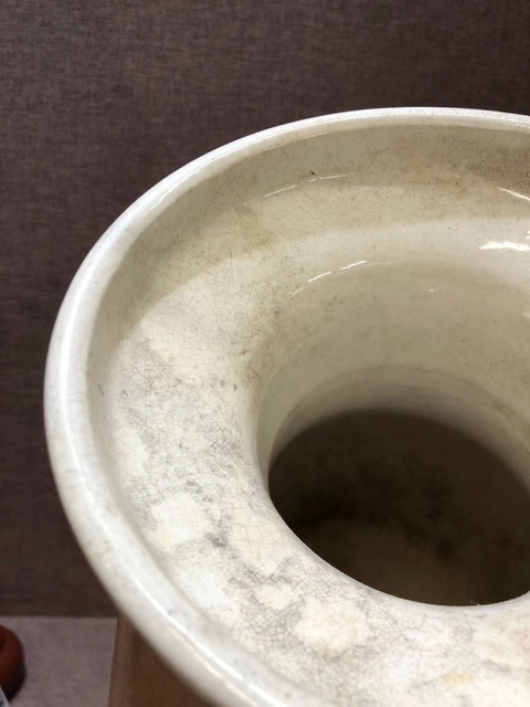 古玩陶瓷盤口瓶拍賣，當(dāng)前價格11800元