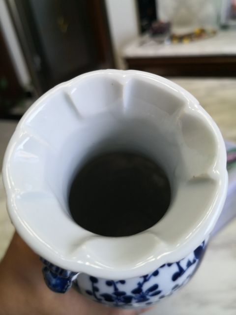 古玩陶瓷青花瓶拍賣，當(dāng)前價(jià)格4800元