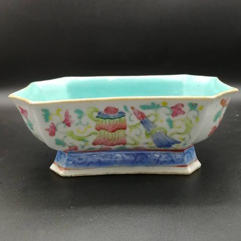 古玩陶瓷粉彩供盆拍賣，當(dāng)前價(jià)格5200元