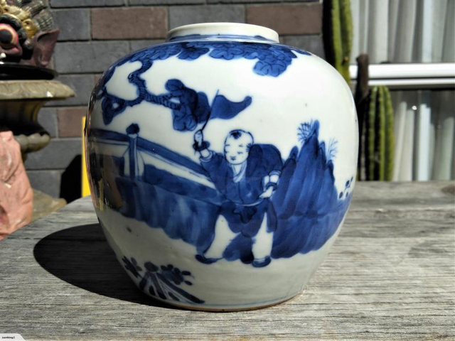 古玩陶瓷青花罐拍賣(mài)，當(dāng)前價(jià)格5800元