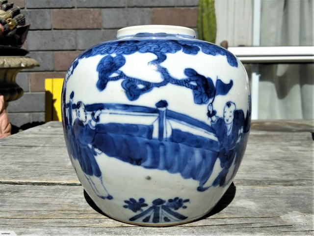 古玩陶瓷青花罐拍賣(mài)，當(dāng)前價(jià)格5800元