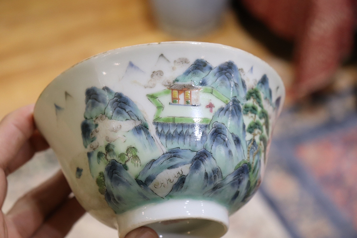 古玩陶瓷粉彩江西十景碗拍賣，當前價格9500元