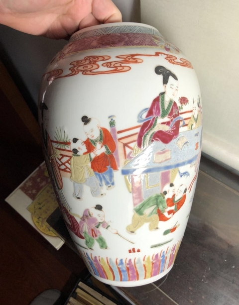 古玩陶瓷粉彩人物紋殘瓶拍賣，當(dāng)前價格7400元