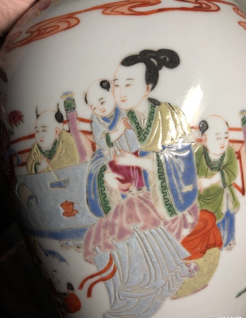 古玩陶瓷粉彩人物紋殘瓶拍賣，當(dāng)前價格7400元