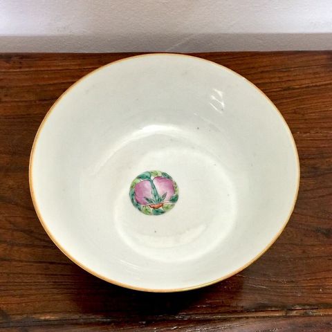 古玩陶瓷粉彩五倫圖紋碗拍賣，當(dāng)前價(jià)格11800元