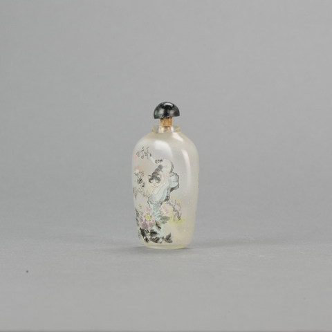 古玩雜項琉璃內畫鼻煙壺拍賣，當前價格10600元