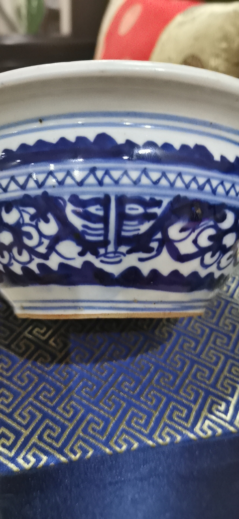 古玩陶瓷拐子龍紋青花圈足爐拍賣，當前價格10000元