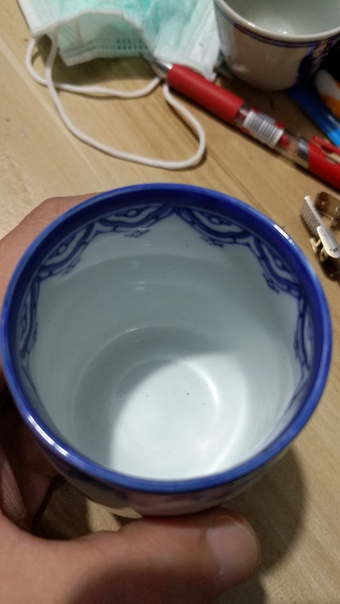 古玩陶瓷嬰戲紋青花杯拍賣，當前價格2200元