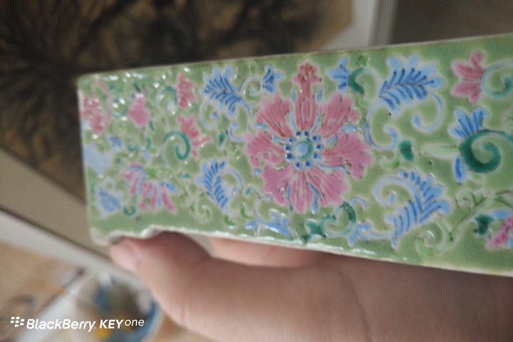 古玩陶瓷綠地粉彩花卉紋水仙盆拍賣，當前價格8800元