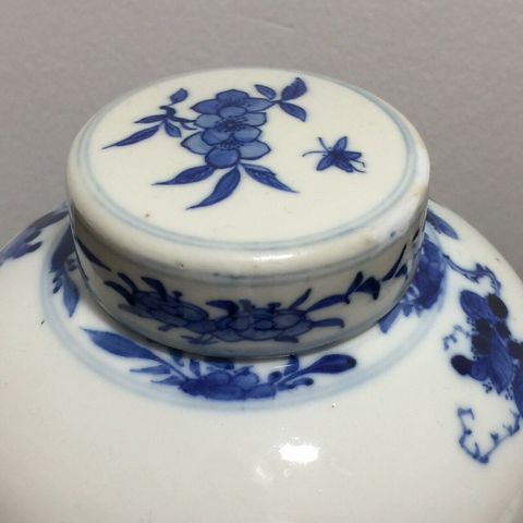 古玩陶瓷青花花鳥紋蓋罐拍賣，當前價格12400元