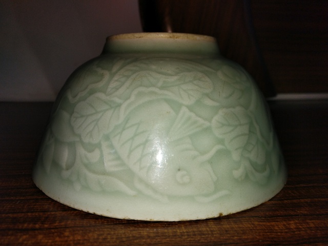 古玩陶瓷青瓷印花碗拍賣，當前價格1800元