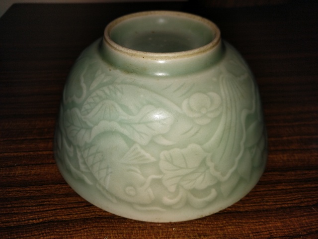 古玩陶瓷青瓷印花碗拍賣，當前價格1800元