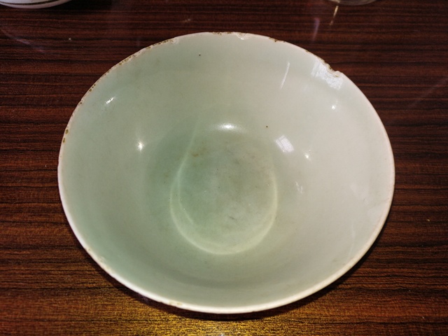 古玩陶瓷青瓷印花碗拍賣，當前價格1800元